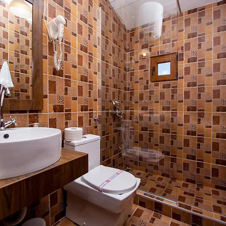 Opera Jaz Hotel 3*